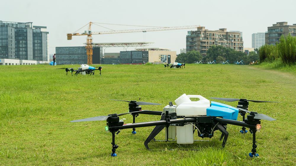 AGR je opravil tehnično usposabljanje za opazovanje dronov za zaščito rastlin